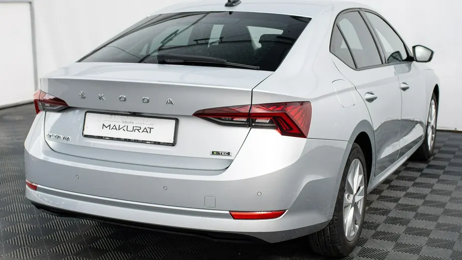 SKODA Octavia -