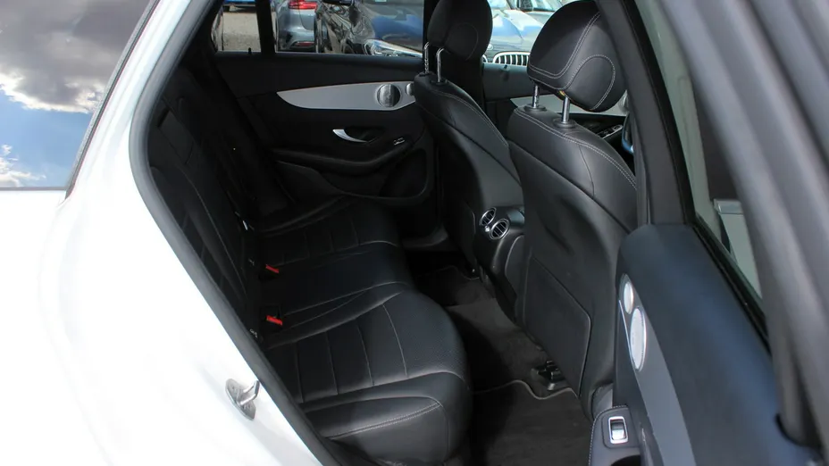 MERCEDES-BENZ GLC -