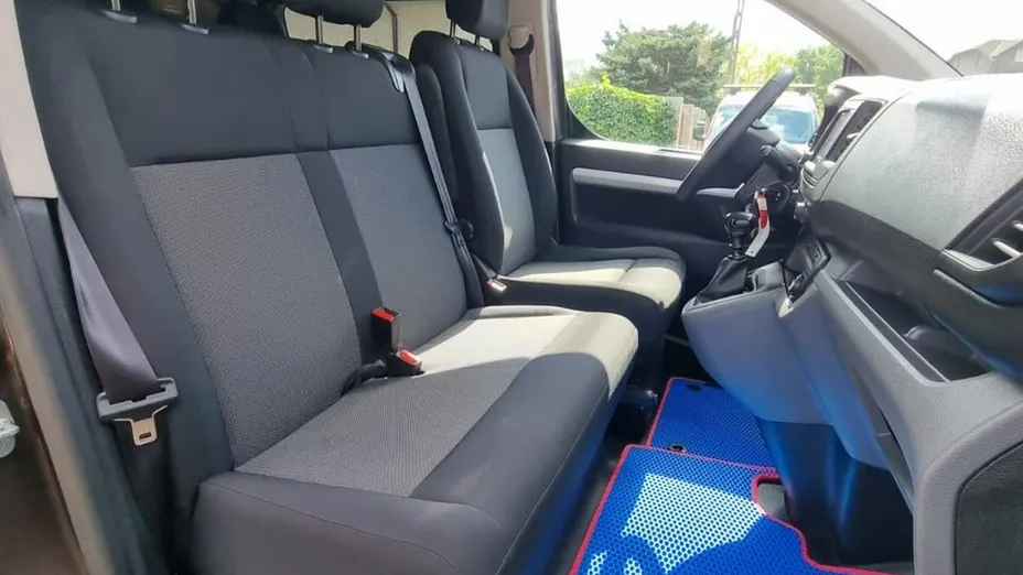 PEUGEOT Expert -