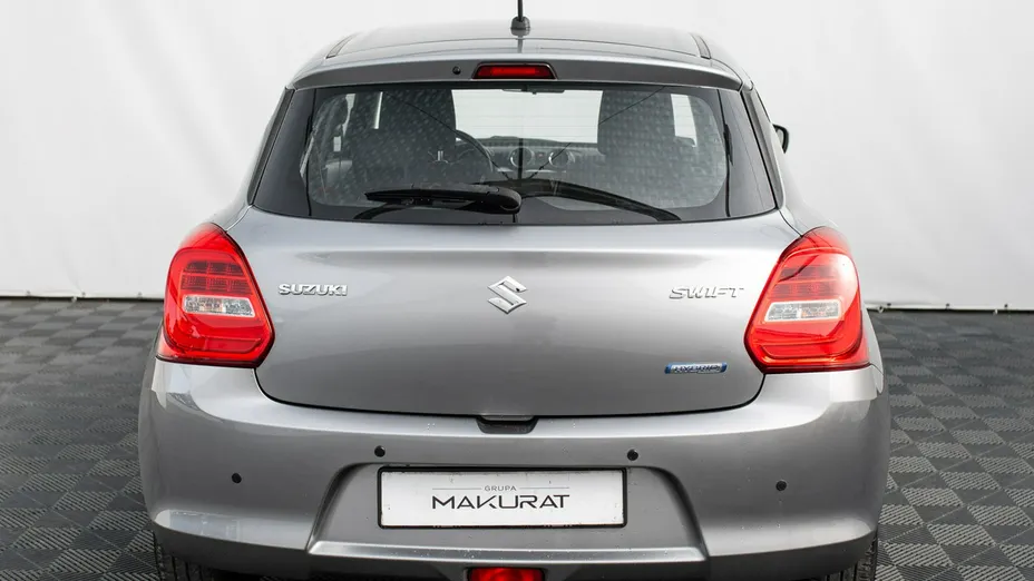 SUZUKI Swift -