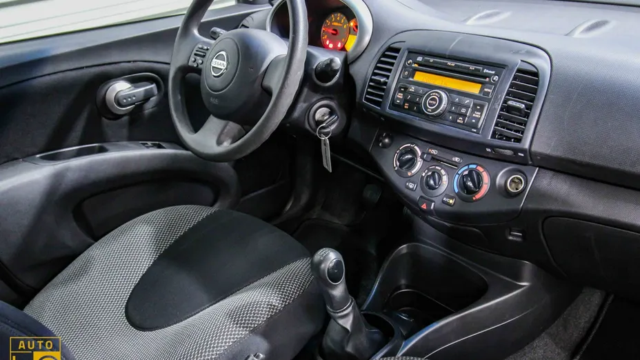 NISSAN Micra -