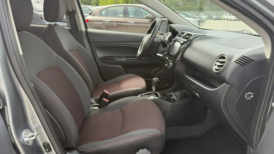 MITSUBISHI Space Star -