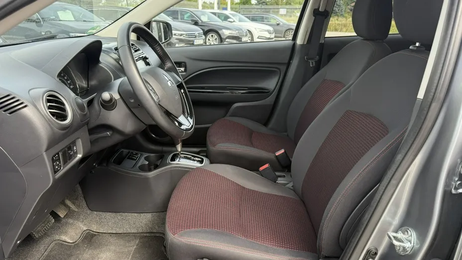 MITSUBISHI Space Star -