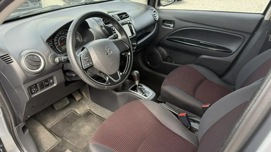 MITSUBISHI Space Star -