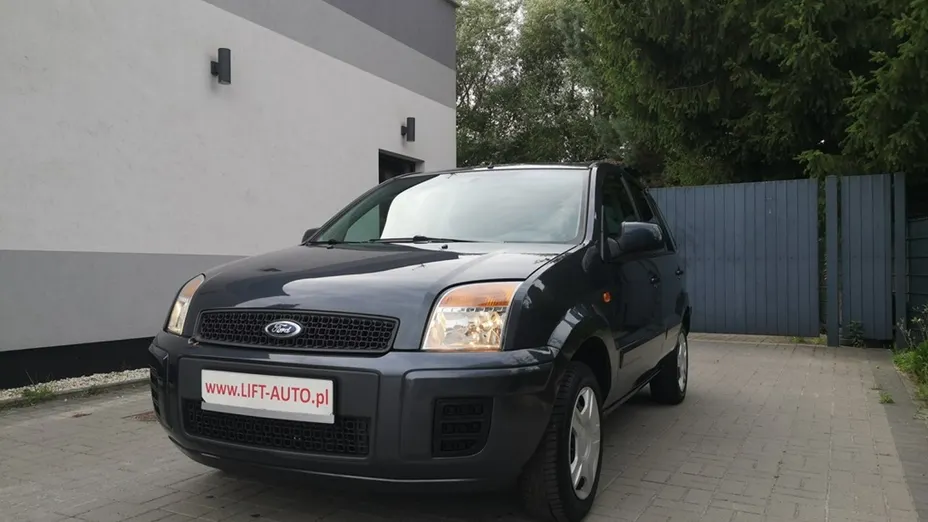 FORD Fusion -
