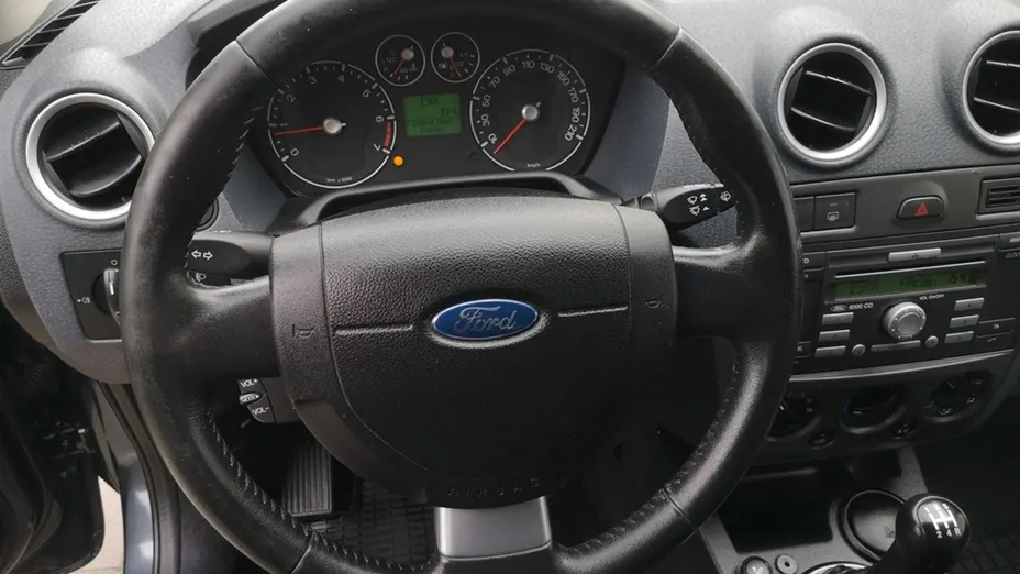 FORD Fusion -