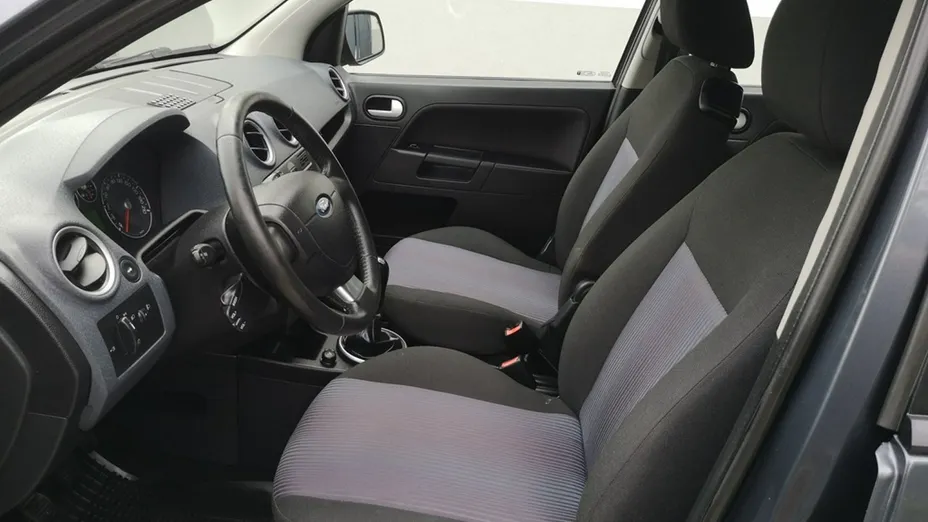 FORD Fusion -