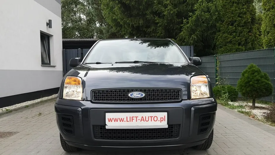 FORD Fusion -