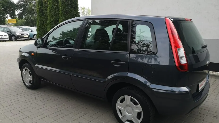 FORD Fusion -