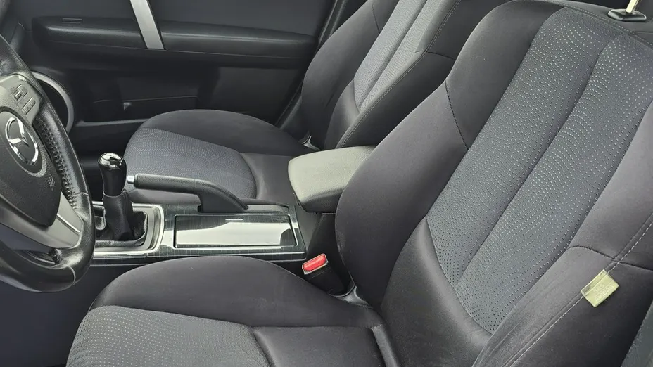 MAZDA 6 -