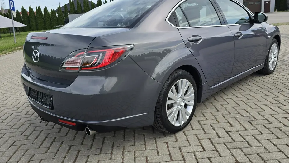 MAZDA 6 -