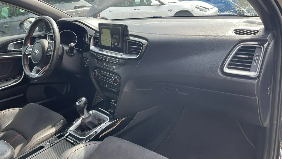 KIA ProCeed -