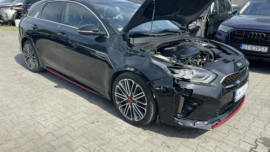 KIA ProCeed -