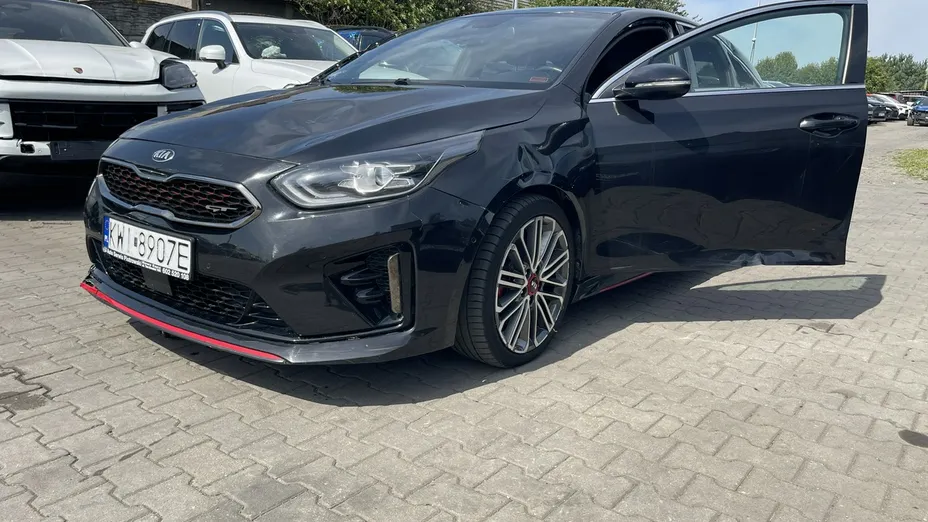 KIA ProCeed -