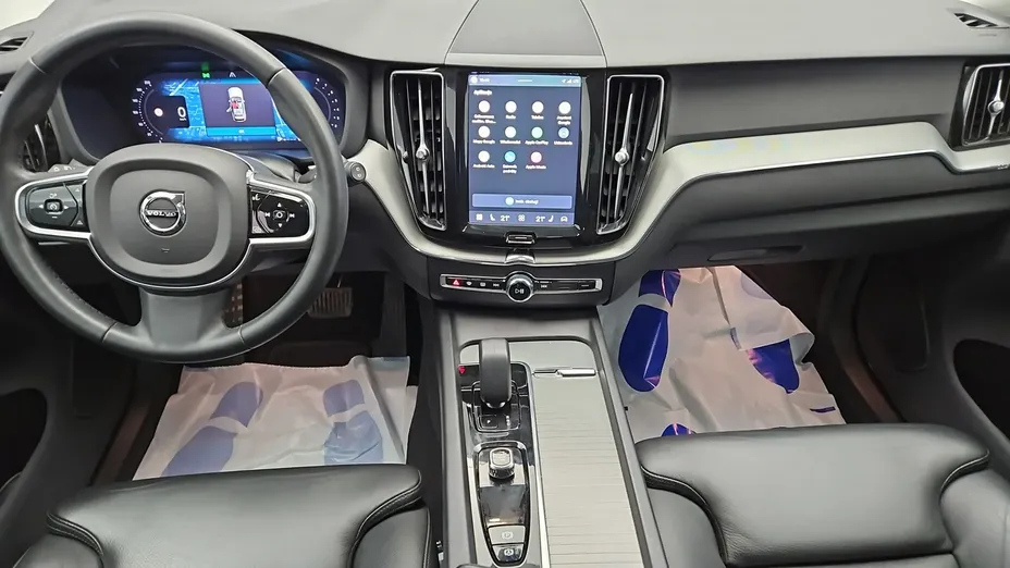 VOLVO XC60 -