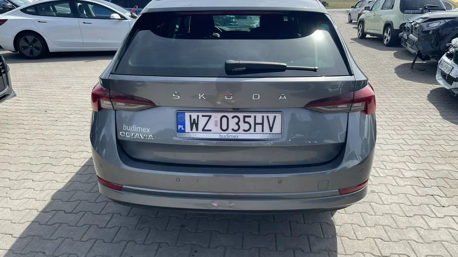 SKODA Octavia -