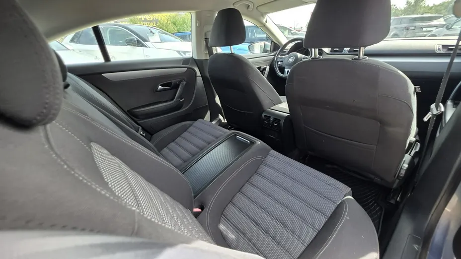 VOLKSWAGEN Passat CC -