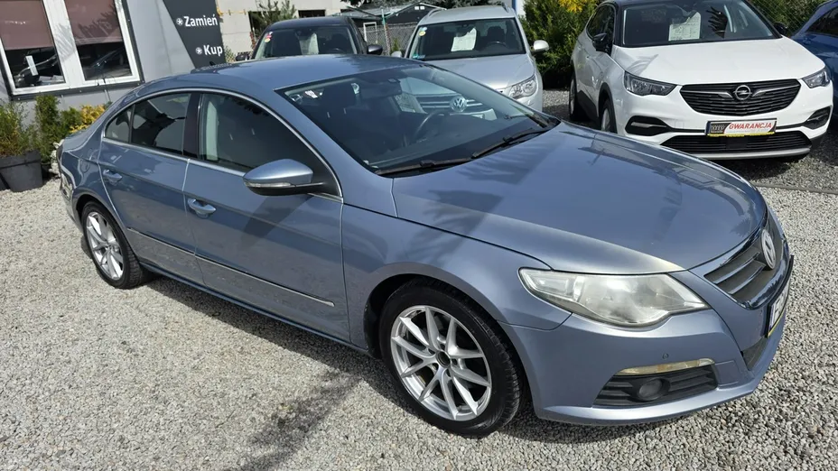 VOLKSWAGEN Passat CC -