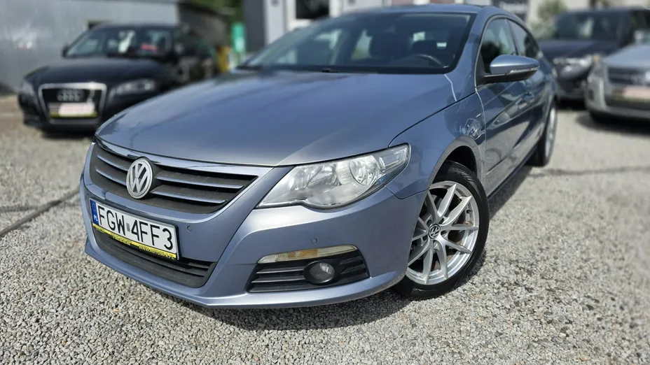 VOLKSWAGEN Passat CC -
