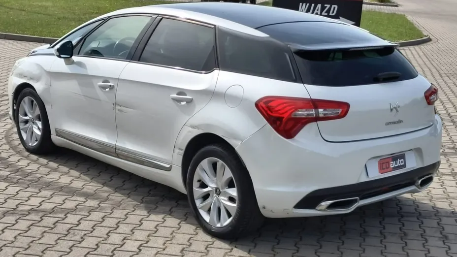 CITROEN DS5 -
