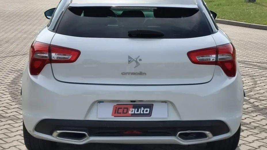 CITROEN DS5 -