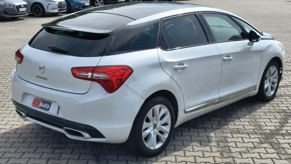 CITROEN DS5 -