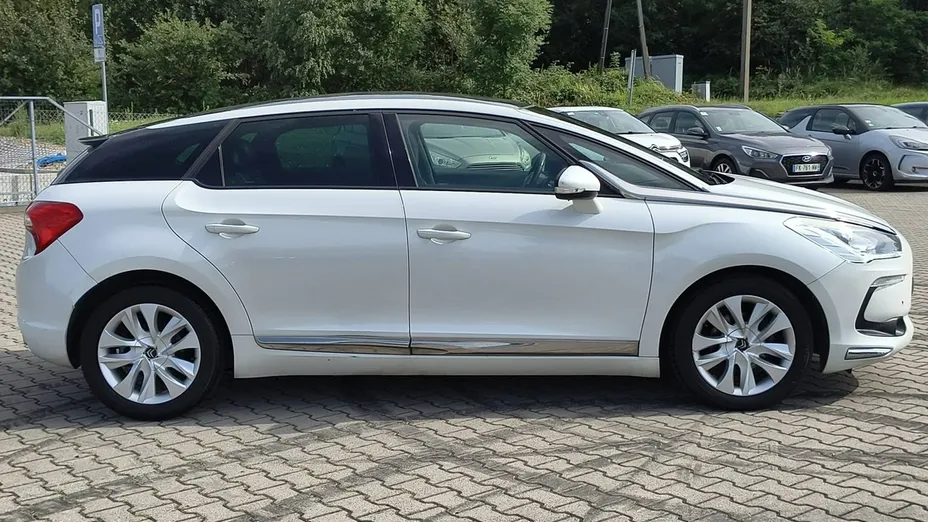 CITROEN DS5 -