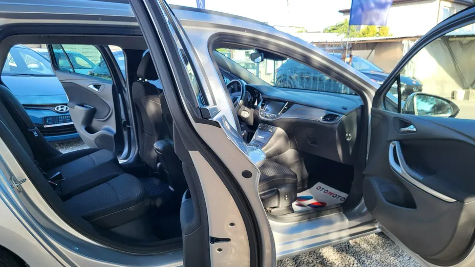 OPEL Astra -