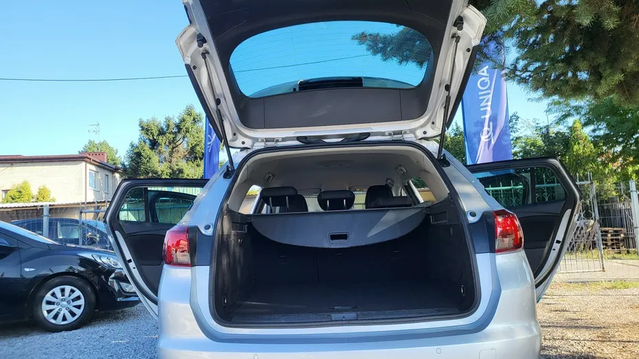 OPEL Astra -