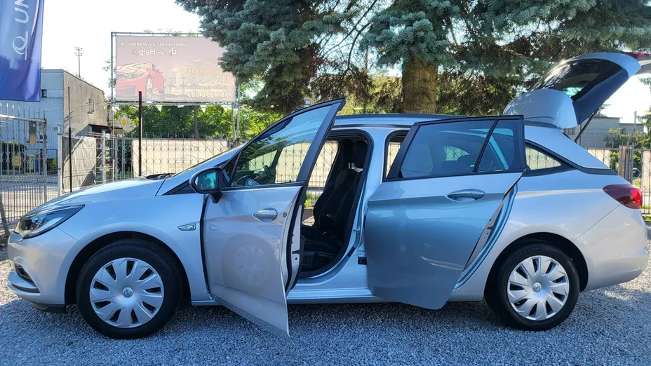OPEL Astra -