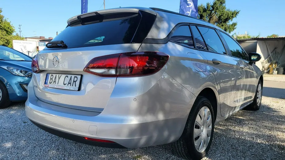 OPEL Astra -