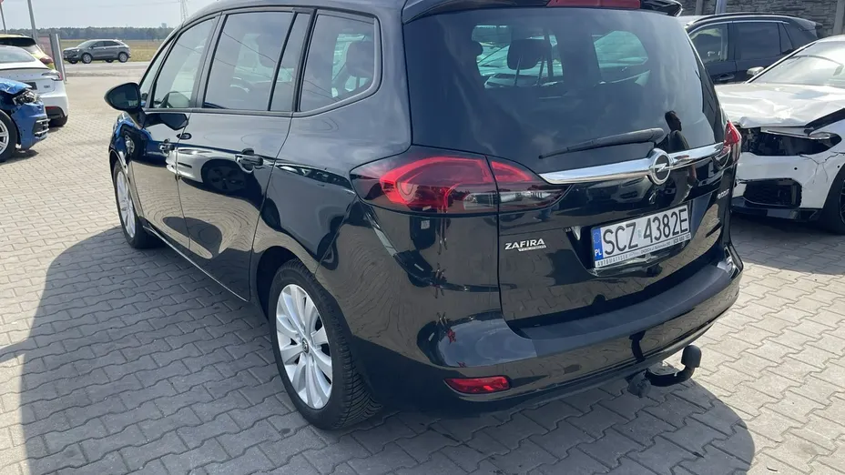 OPEL Zafira -