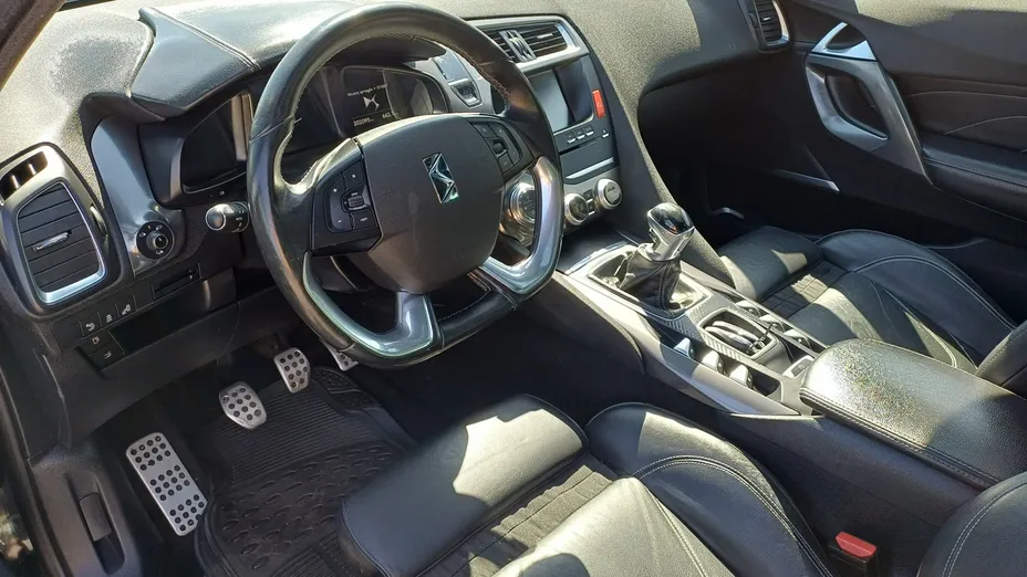 DS 5 -