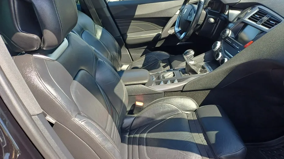 DS 5 -