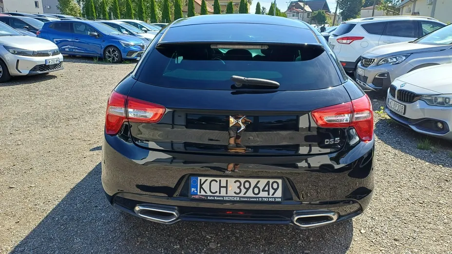 DS 5 -