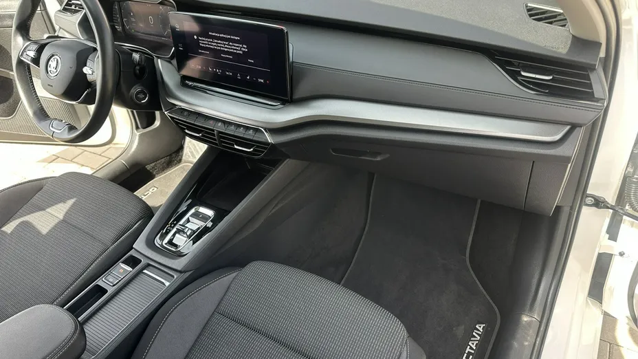 SKODA Octavia -