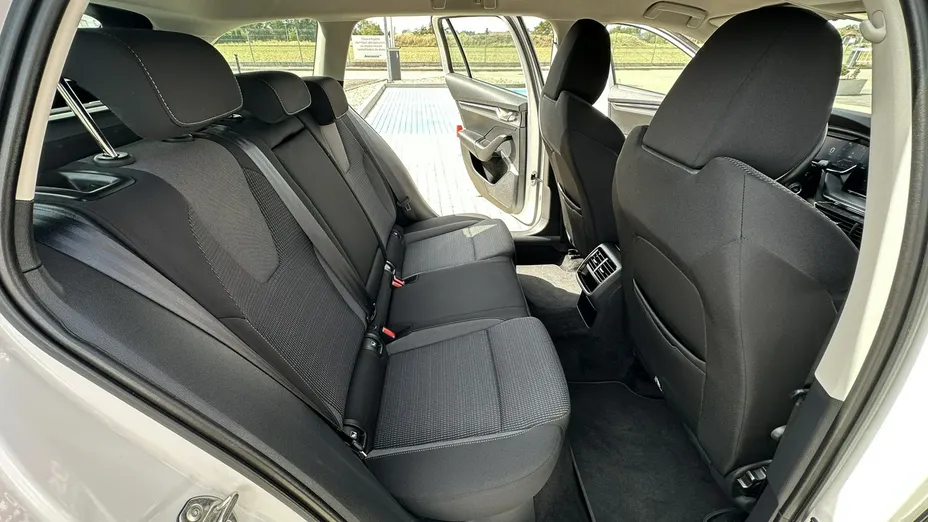 SKODA Octavia -