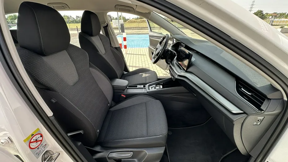 SKODA Octavia -