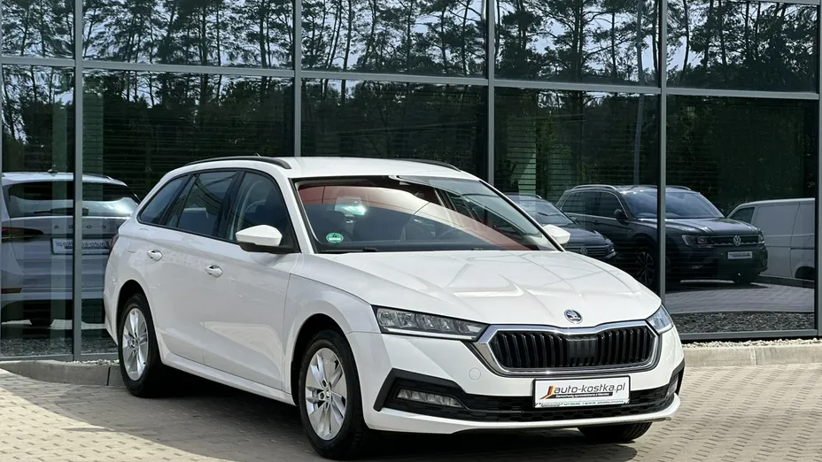 SKODA Octavia -