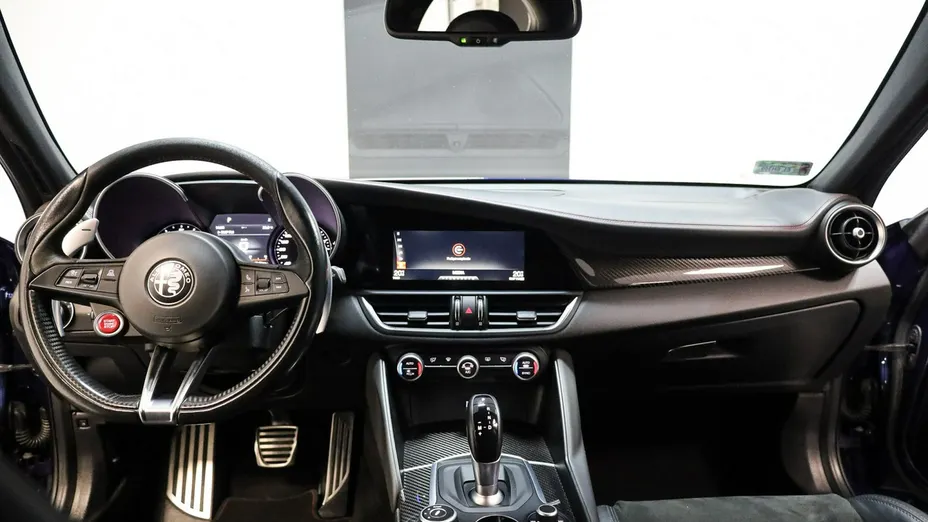 ALFA ROMEO Giulia -