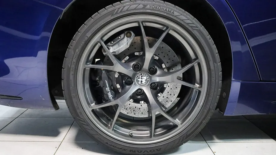 ALFA ROMEO Giulia -