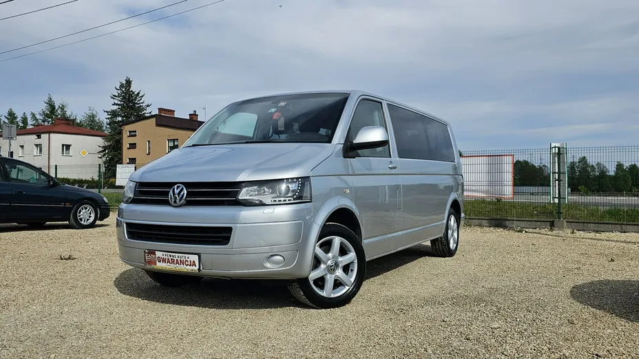 VOLKSWAGEN Caravelle -