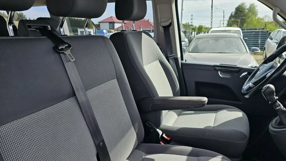 VOLKSWAGEN Caravelle -