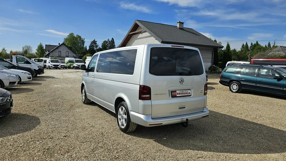 VOLKSWAGEN Caravelle -