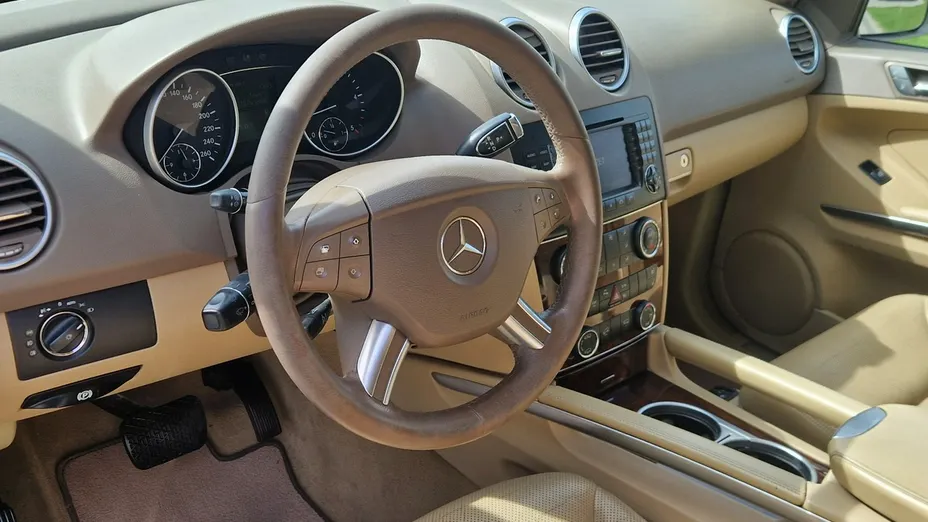 MERCEDES-BENZ ML -