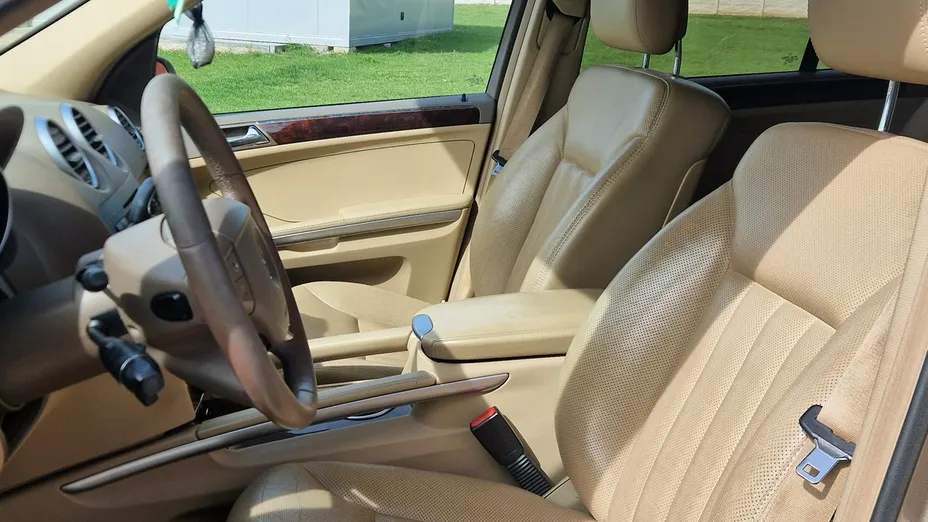 MERCEDES-BENZ ML -