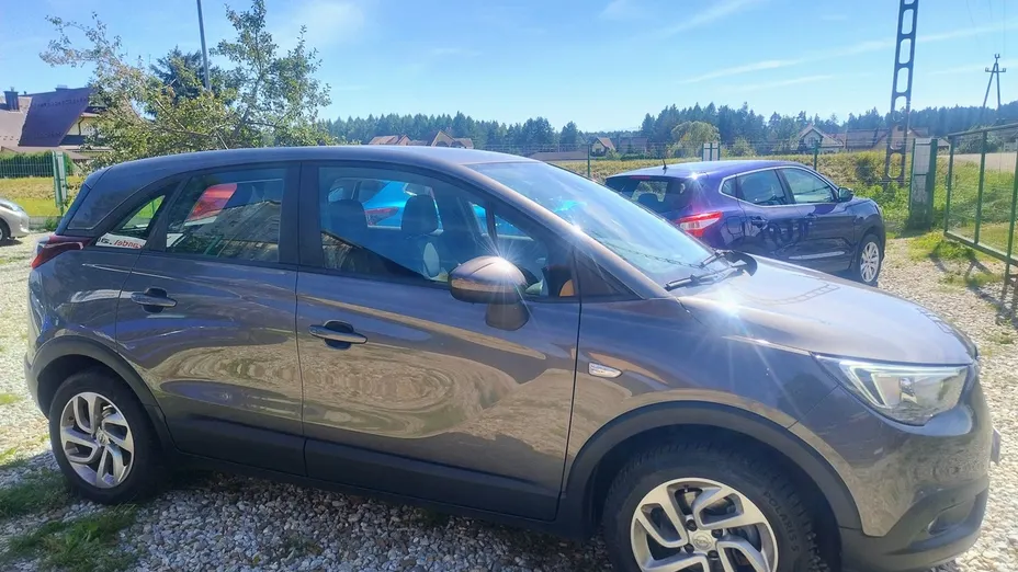 OPEL Crossland X -
