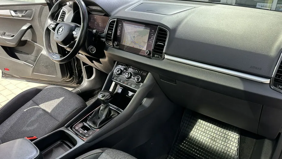 SKODA Karoq -