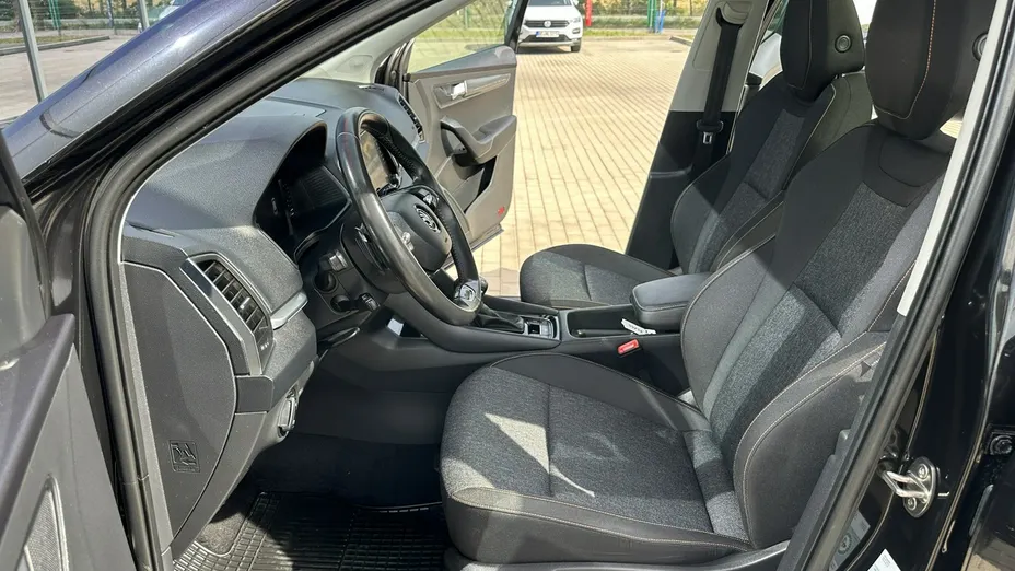 SKODA Karoq -