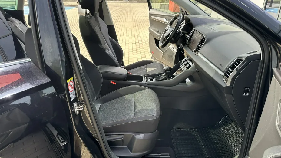 SKODA Karoq -
